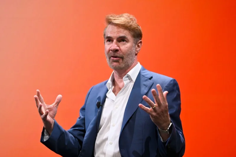 Стэнфорд: ИИ уже сократил наём джуниор-разработчиков на 20%